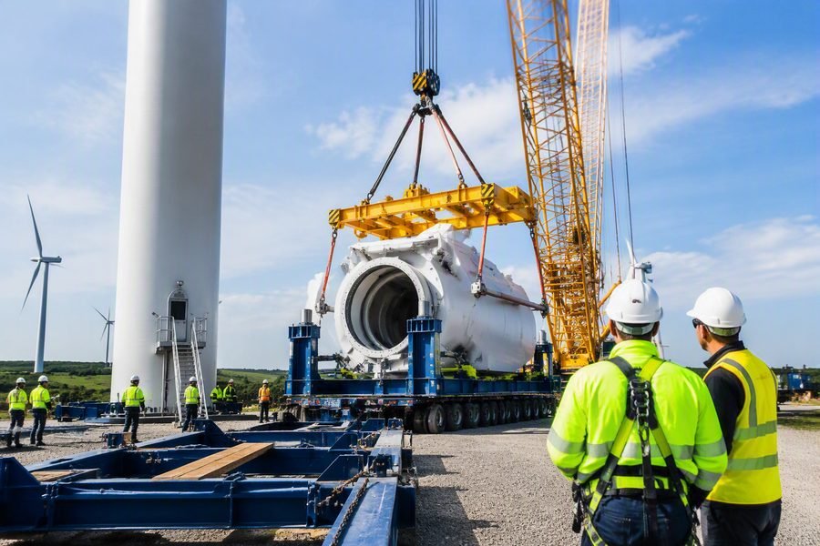 Nacelle lift during wind turbine installation